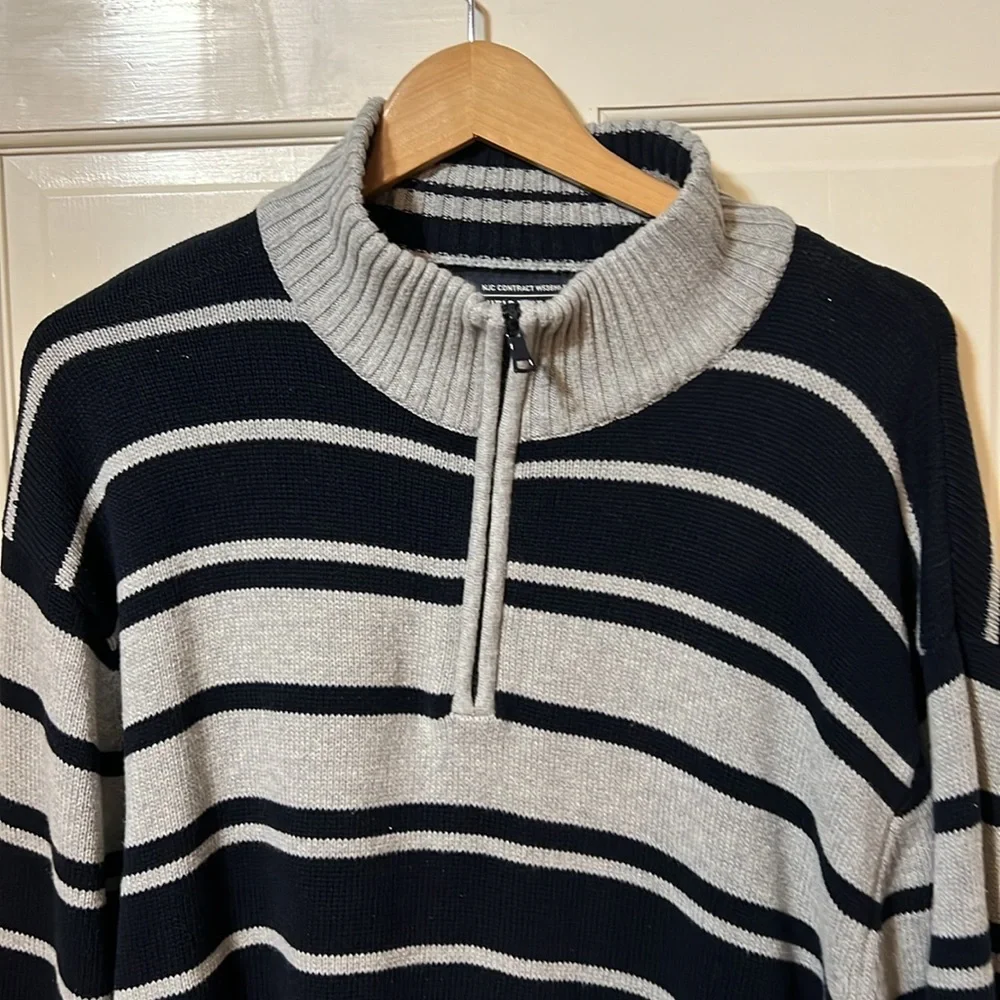Men’s Nautica sweater